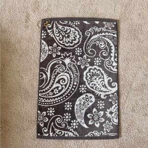 Quiet Golf Club golf towel - paisley cocoa brown